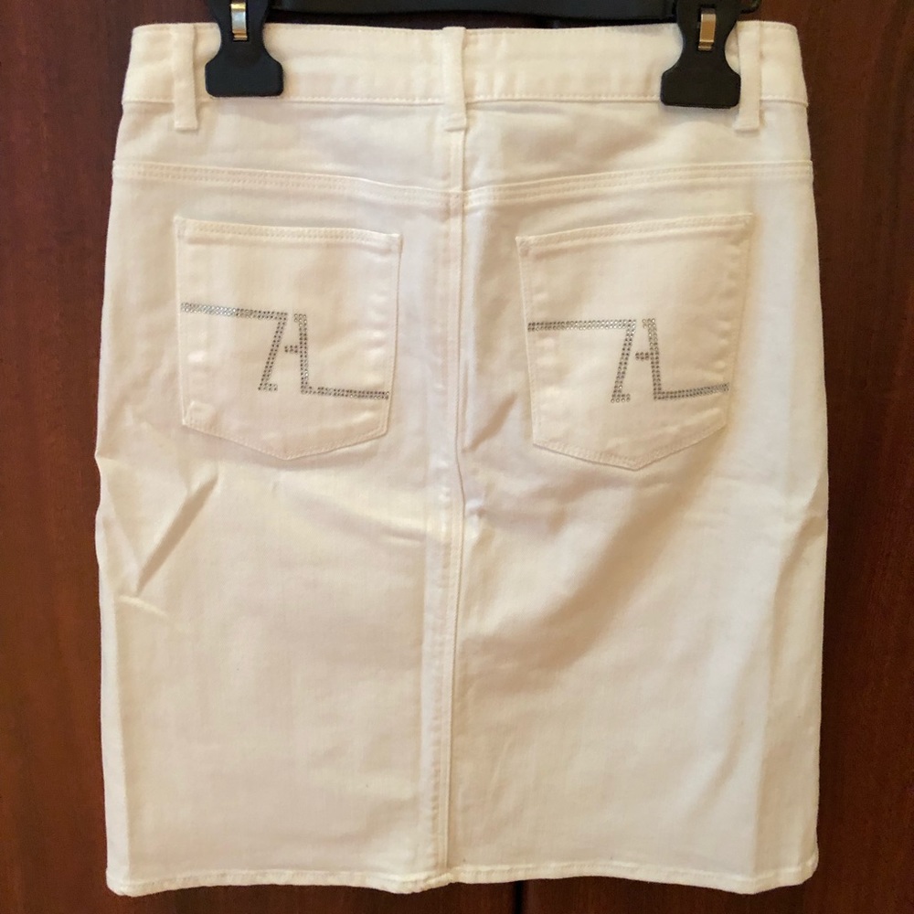 Zara White Crystal pocketed Denim Skirt Size 4🌸